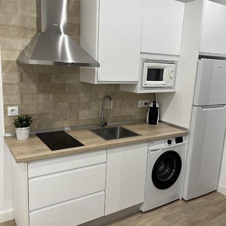 Apartamentos San Miguel เฮเรส เด ลอส คาบาลเญรอส ภายนอก รูปภาพ