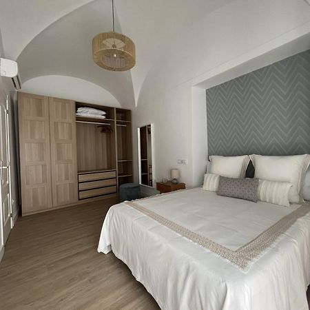 Apartamentos San Miguel เฮเรส เด ลอส คาบาลเญรอส ภายนอก รูปภาพ